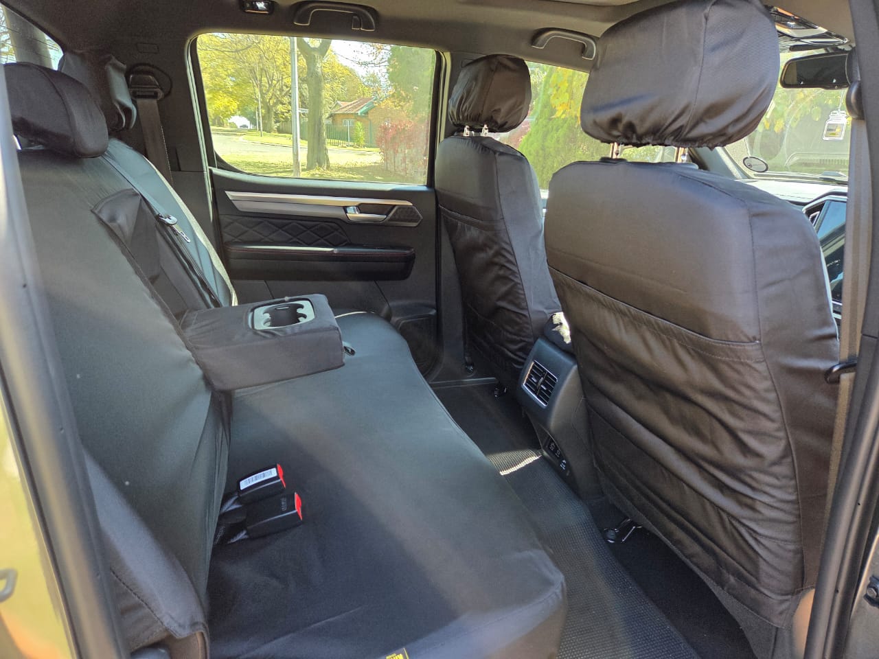 JAC T9 Double Cab Seat Covers made by KINDO Covers
