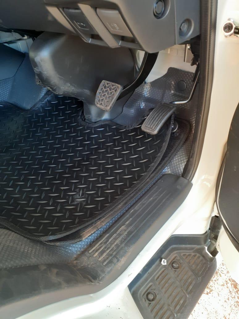 Rubber Flooring Mats For Toyota Hiace Sesfikile 16 Seater 2.5 D4D Seat Covers | Waterproof